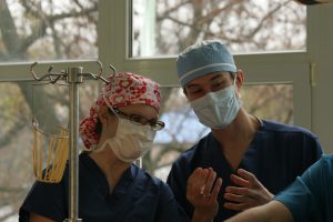 Translating surgeries in children cardio surgic department.